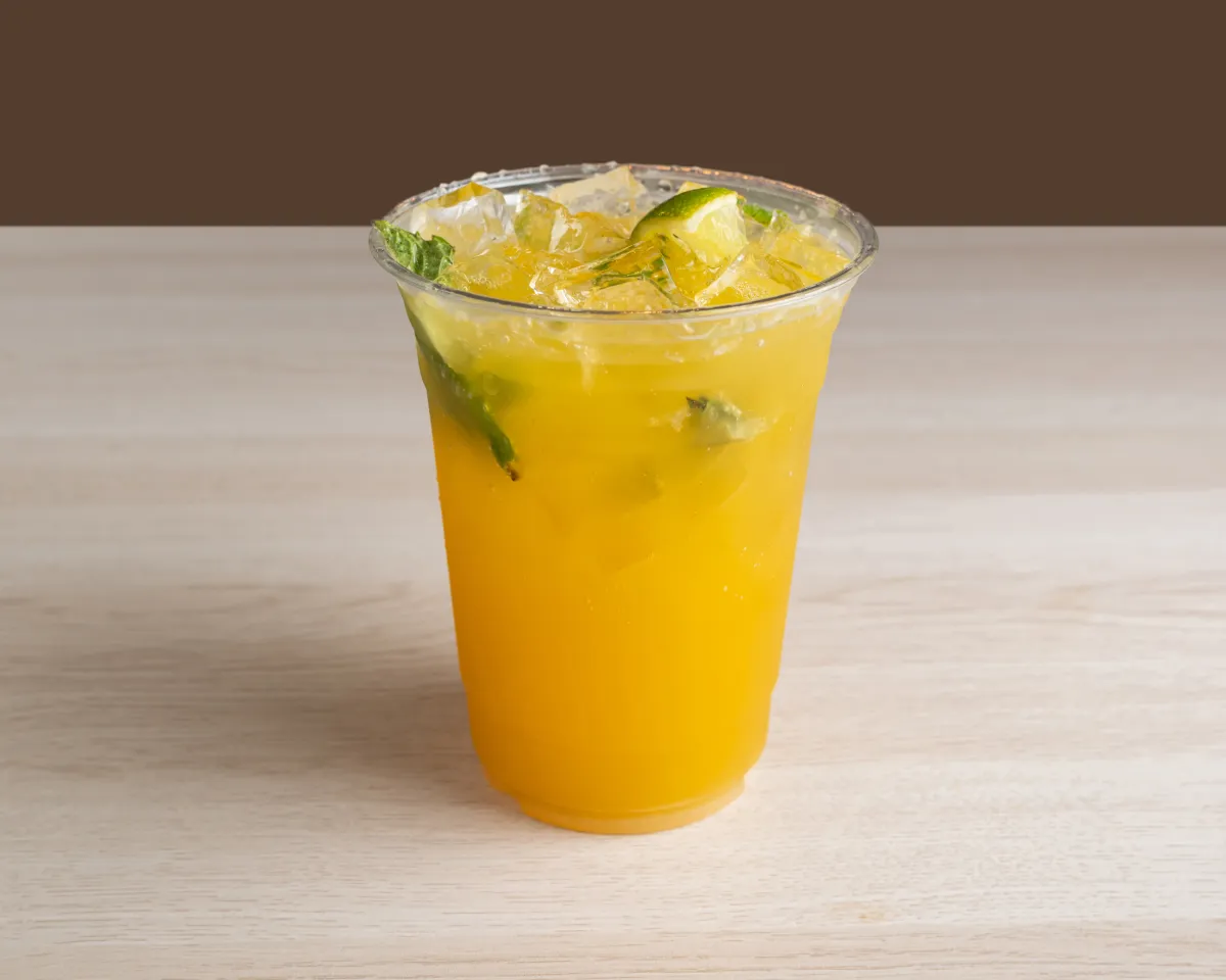 Virgin Mojito with lime and mint